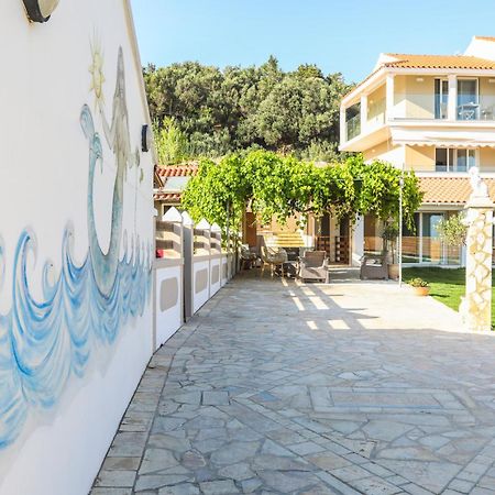 Magdachris Luxury Rooms Agios Georgios Pagon Dış mekan fotoğraf