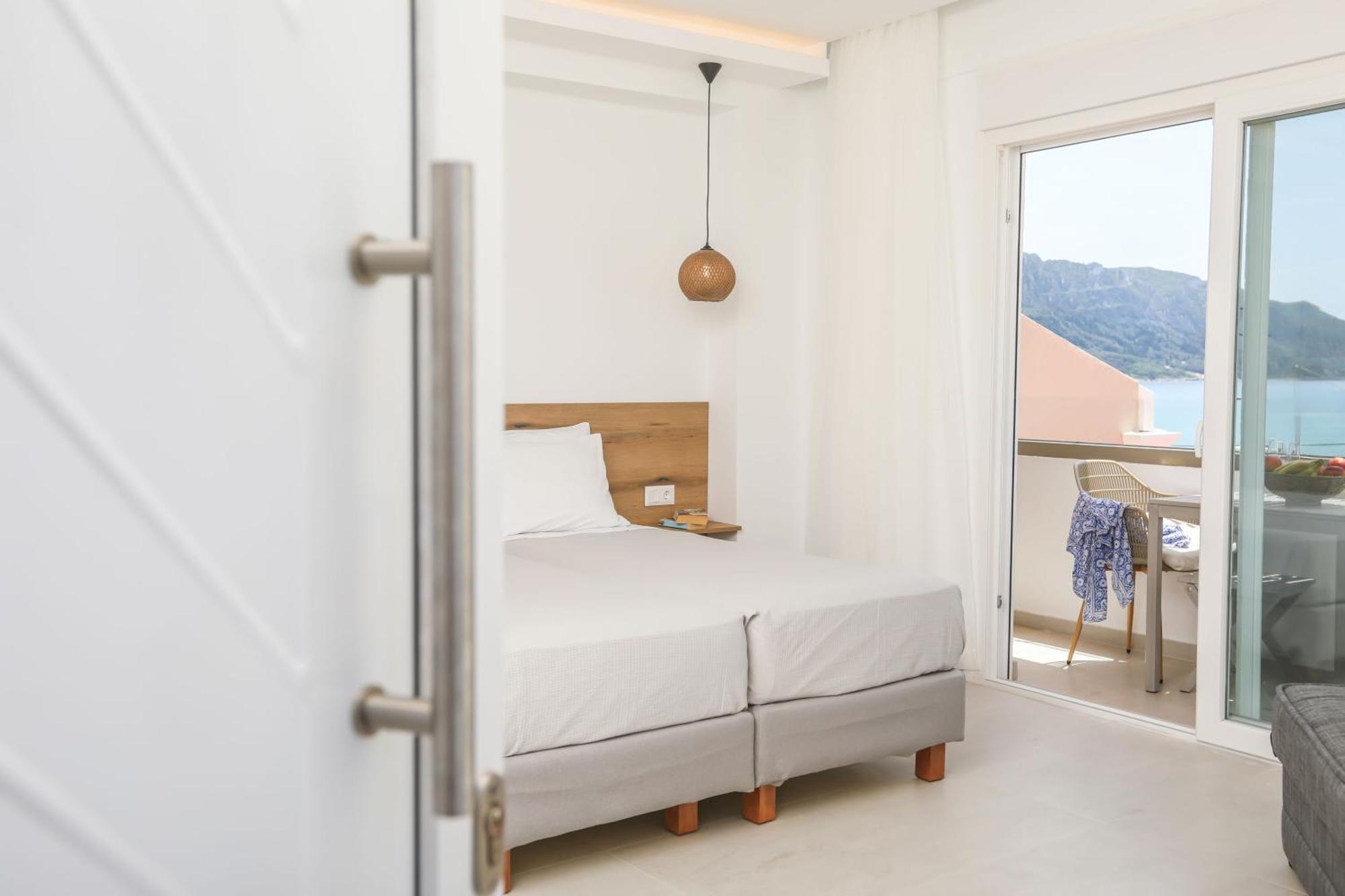 Magdachris Luxury Rooms Agios Georgios Pagon Dış mekan fotoğraf