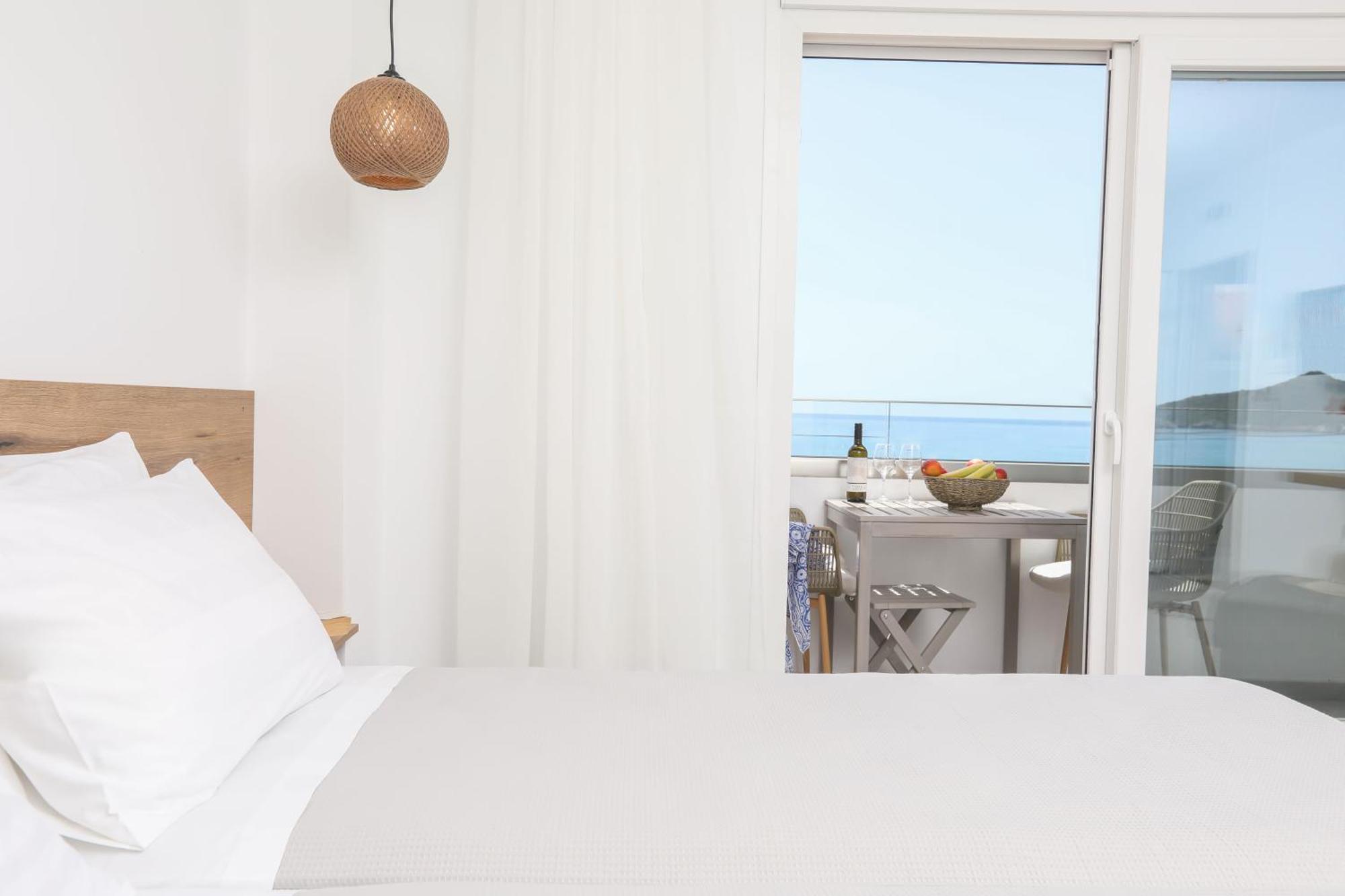 Magdachris Luxury Rooms Agios Georgios Pagon Dış mekan fotoğraf